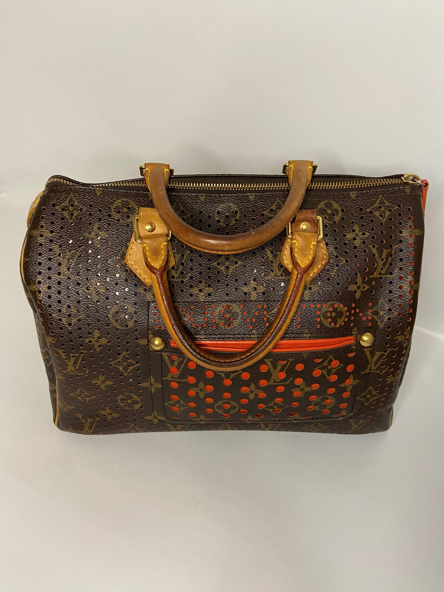 SOLD! Louis Vuitton Damier Ebene Speedy 30. Excellent condition. $1200.