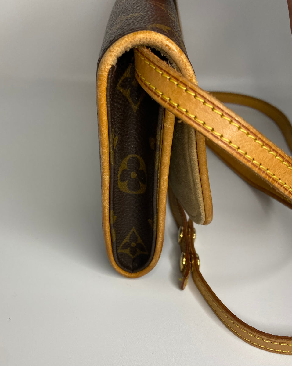 Authentic Louis Vuitton Monogram Pochette Twin GM Shoulder Bag