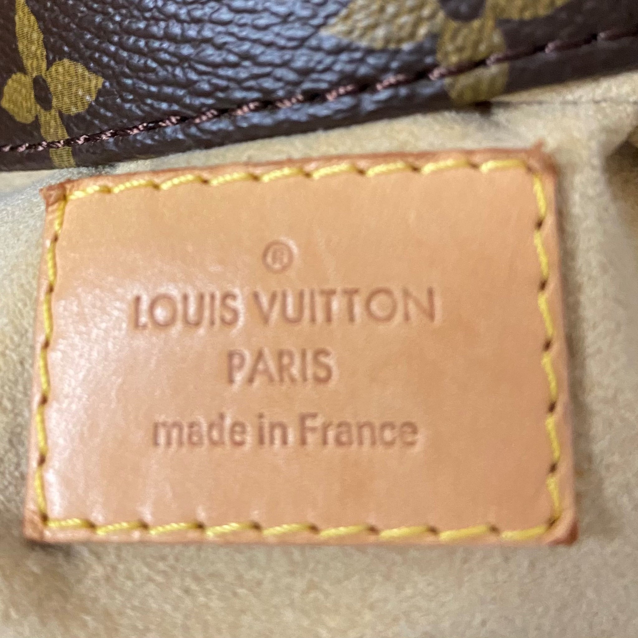 Louis Vuitton Artsy MM Oversized – Casstlo Bags