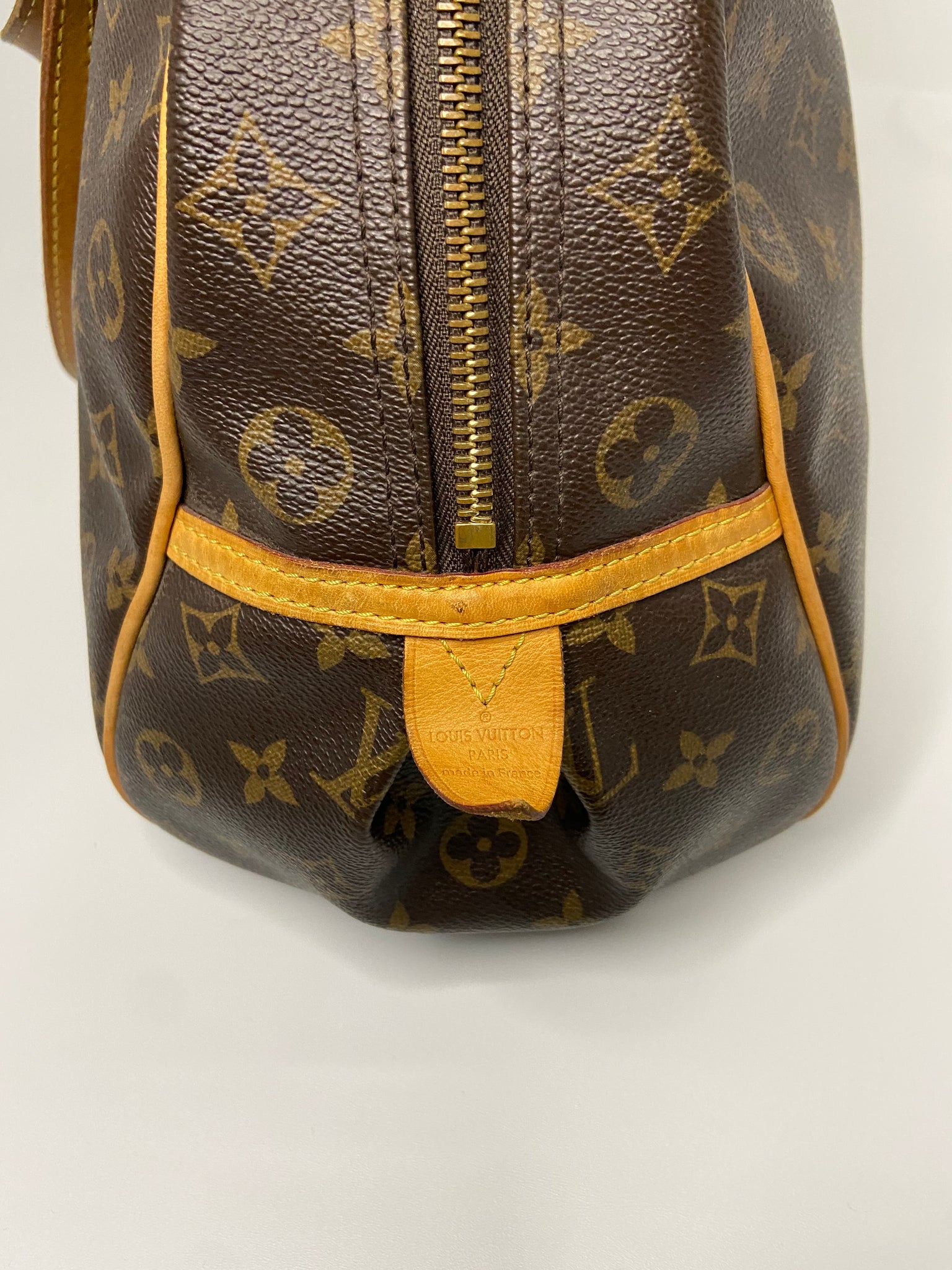 Louis Vuitton Montorgueil Gm Sized