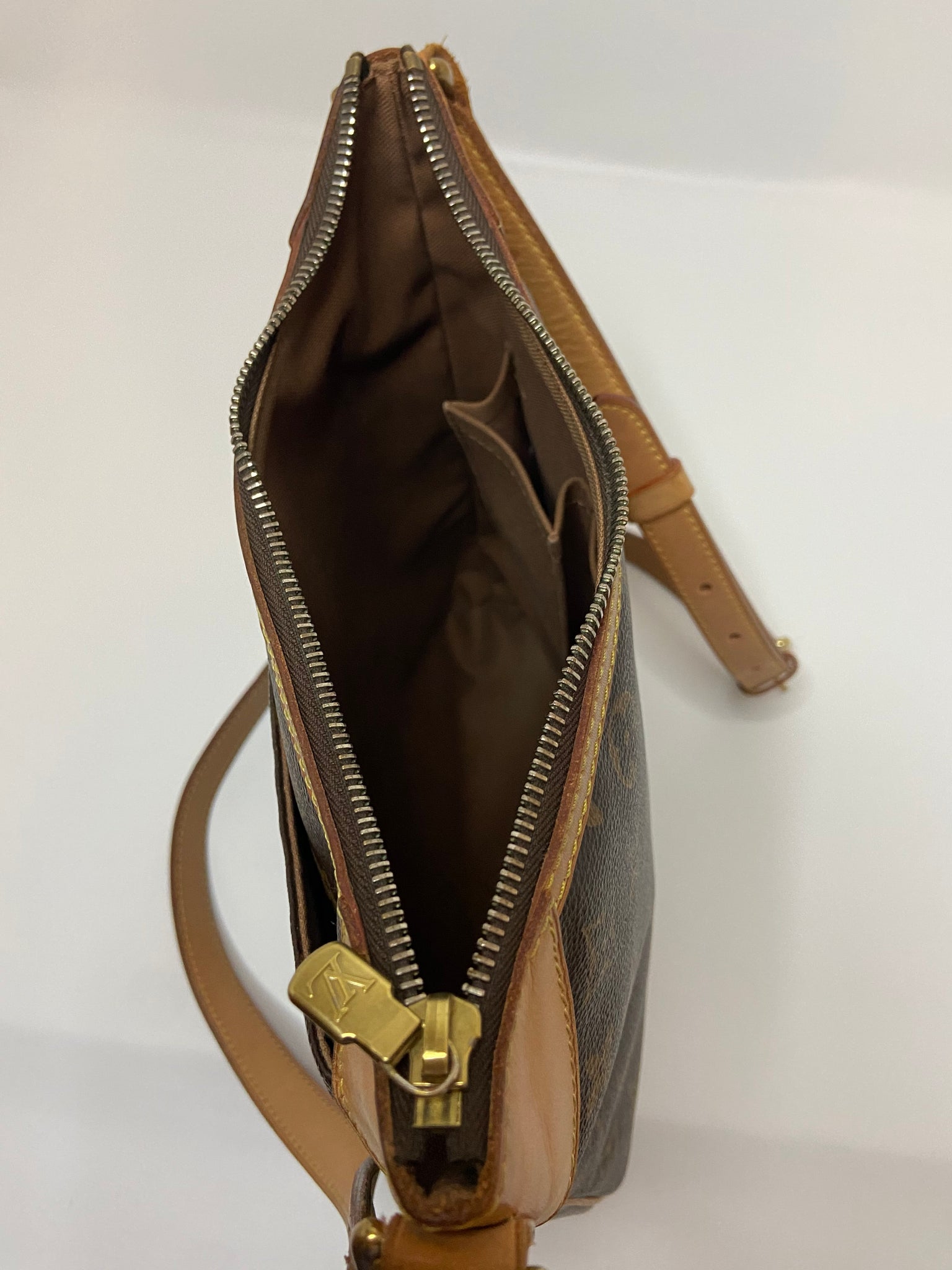 Louis Vuitton Vintage Monogram Odeon PM