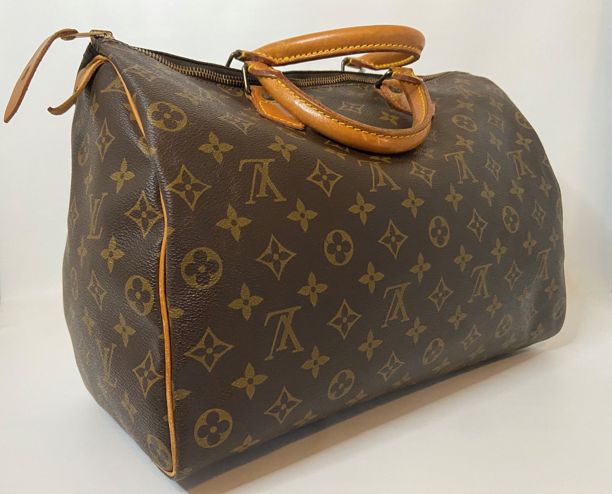 Louis Vuitton Speedy 35